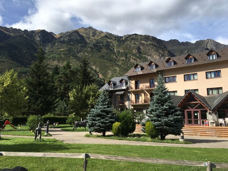 Sommos Hotel Benasque Spa Εξωτερικό φωτογραφία